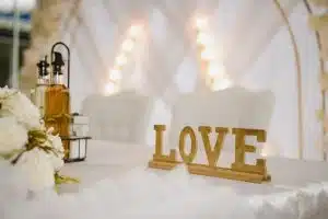 Décor de mariage sur mesure : Exprimez votre personnalité à travers votre décoration