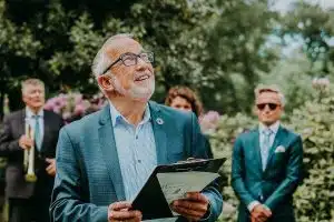 Trouver l’animateur idéal pour sublimer votre mariage