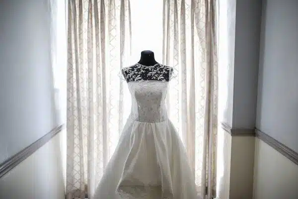 Les tendances incontournables des robes de mariée pour un mariage moderne et élégant